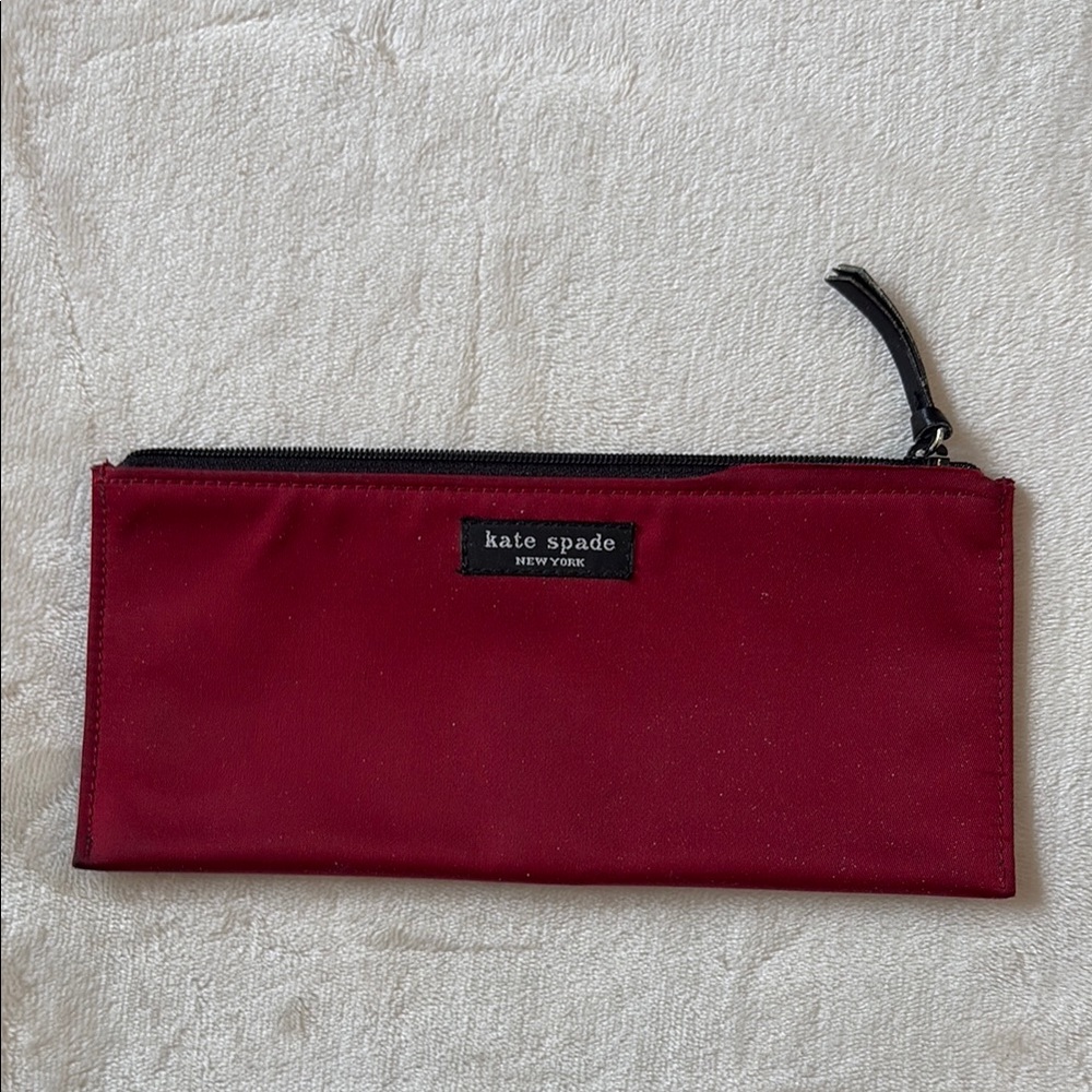 Kate Spade wine zipper bag with black zipper